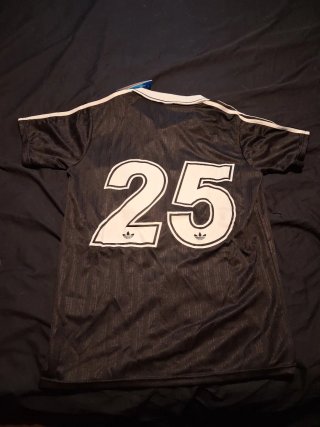 Camiseta Adidas OASIS talla M