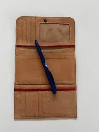 Cartera de piel