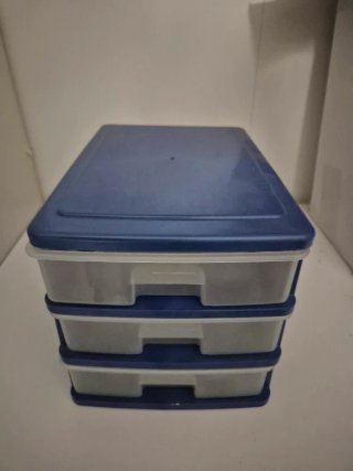 Caja plástico clasificadora 3 niveles