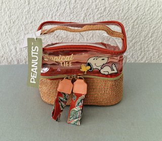 Bolso de cuero y complementos