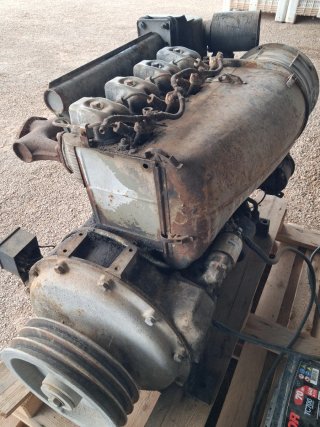 Motor diter de riego cuatro cilindros