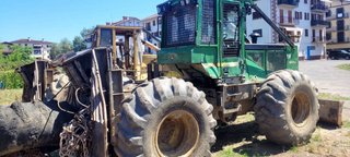 Tractor arrastrador forestal / Skidder de cable