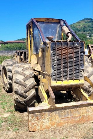 Tractor arrastrador forestal / Skidder de cable