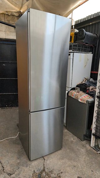 Frigorífico Siemens color inox,2,03 de alto 60 de