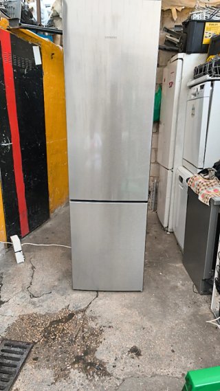 Frigorífico Siemens color inox,2,03 de alto 60 de