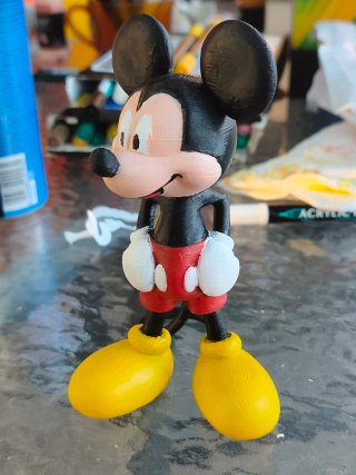 Muñeco Mickey Mouse 3D Pintado a Mano 12 cm