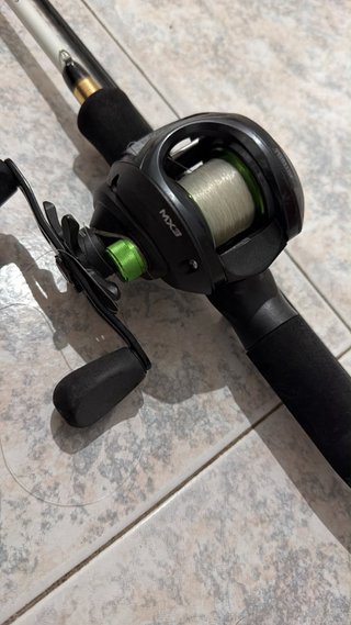 Caña y carrete de pesca ¡PRECIO NEGOCIBLE!