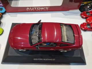 Slot 1/24 Ford Mustang GT 2005 autoart