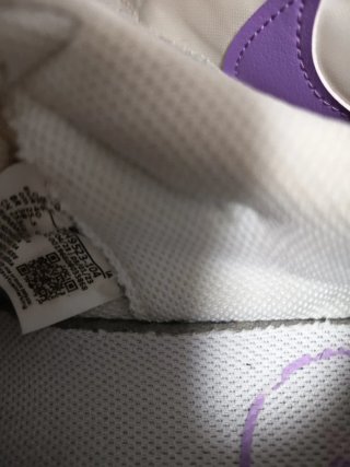 Zapatillas Nike Blanco y Morado