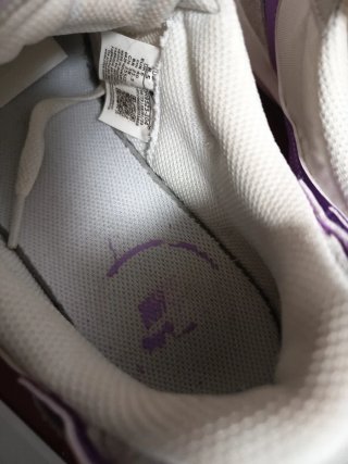 Zapatillas Nike Blanco y Morado