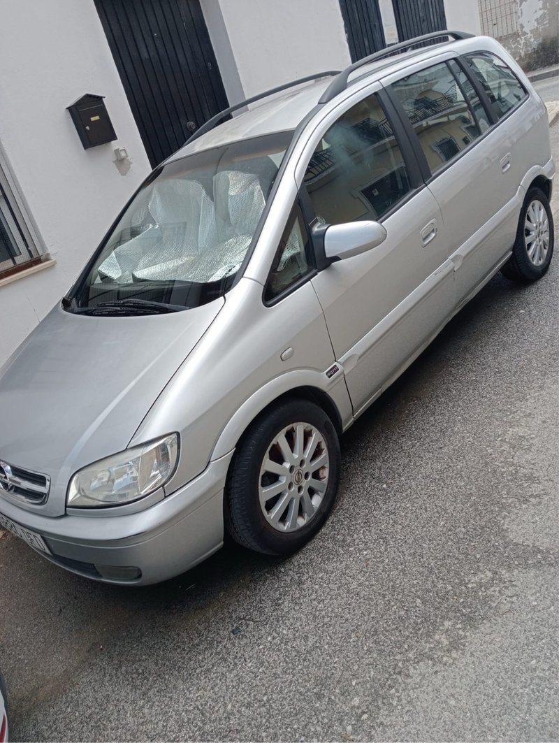 Opel Zafira 2005 piezas - foto 1
