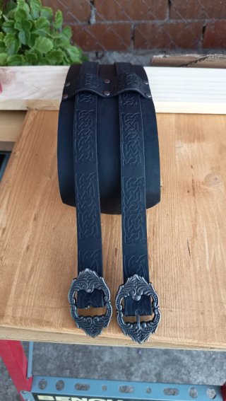 Cinturón doble estilo vikingo