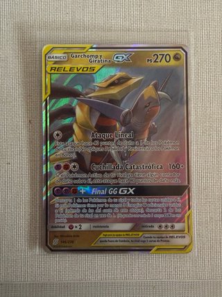 Carta Pokémon Garchomp y Giratina GX 146/236