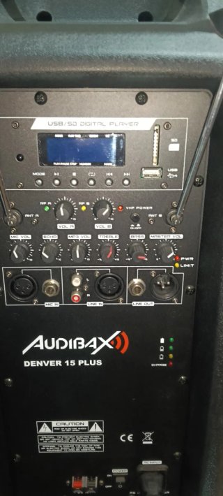 Altavoz i audio mixer