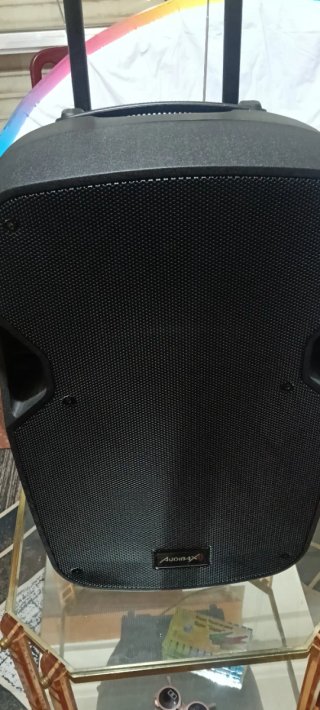 Altavoz i audio mixer