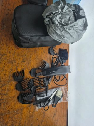 Maquinilla cortapelos.  REMINGTON HC-5030