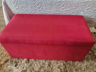 Baúl de alta capacidad tapizado en rosa fucsia