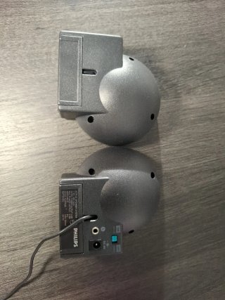 Altavoces Philips SBC 8233