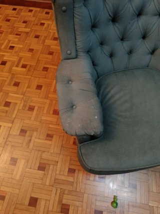 2 Sillones Capitone Grises