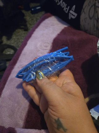 Tubo termorretráctil azul y rojo