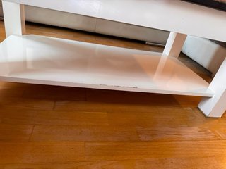 Mesa de salón de madera