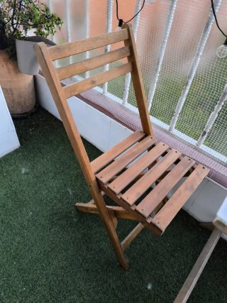 Mesa y 2 Sillas Plegables Madera con cristal