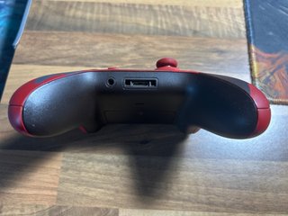 Mando Xbox Camuflaje Rojo no funciona