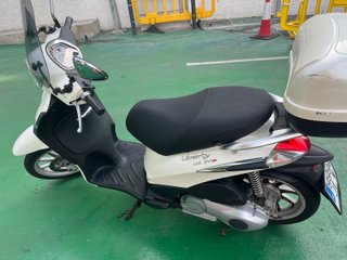 Piaggio Liberty 125 CC EV IE Scooter