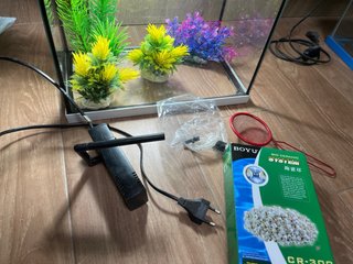 Pecera con depuradora y accesorios
