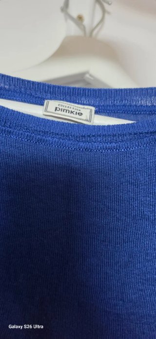 Jersey azul de manga larga