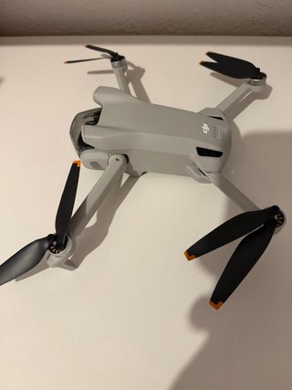 Dron DJI Mini 3 Gris