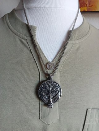 Collar Acero Brújula Vikinga Vegvisir