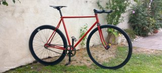 Bicicletas Fixie y paseo.