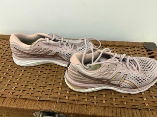 Zapatillas Asics Gel-Cumulus Mujer Rosa