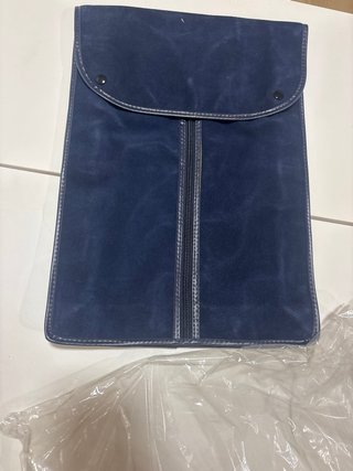 Portacamisas de viaje azul