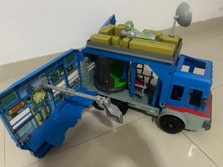 Camión Ben 10 Caravana