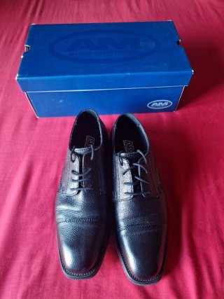 Zapatos de vestir negros AM Shoe Company Talla 40