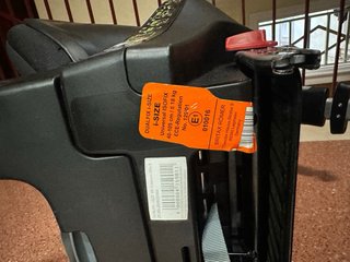 Britax Römer DUALFIX i-SIZE 360 ISOFIX