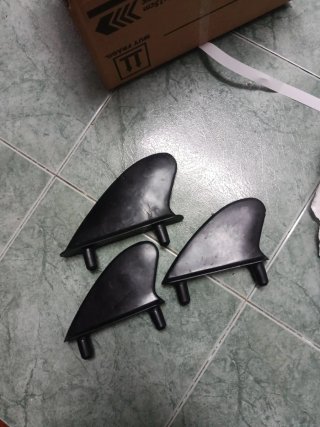 Quillas de surf negras