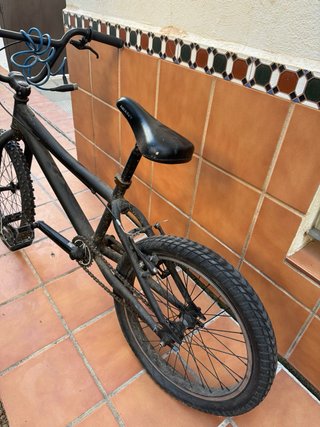 Bicicleta BMX Monty Negra