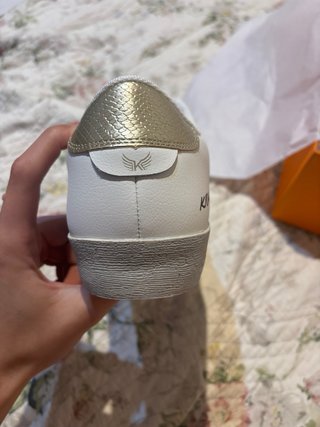 Zapatillas Kaporal Baglia Blancas y Doradas