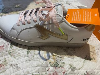 Zapatillas Kaporal Baglia Blancas y Doradas