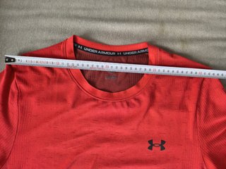 Camiseta Under Armour Roja