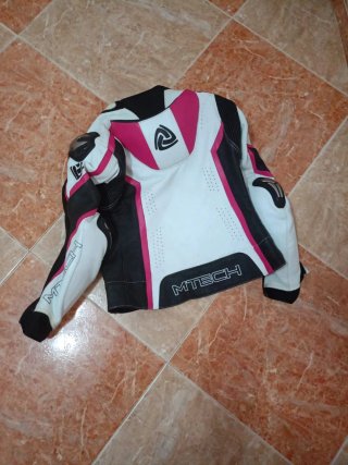 Mono cuero mujer