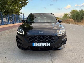 FORD KUGA 2023 HYBRID ST LINE X - 29000 kms