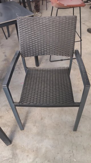 Silla para restauración 1 unidad Disponible 24und