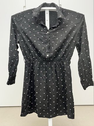 Vestido negro Zara estampado