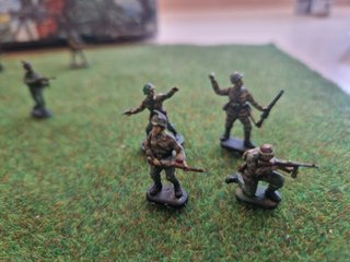 Figuras pintadas 1/72 WWII , soldados  Italianos