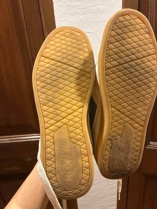 Zapatillas retro blancas y azules