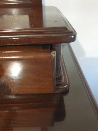 Mueble Cómoda / Sinfonier con Espejo y joyero
